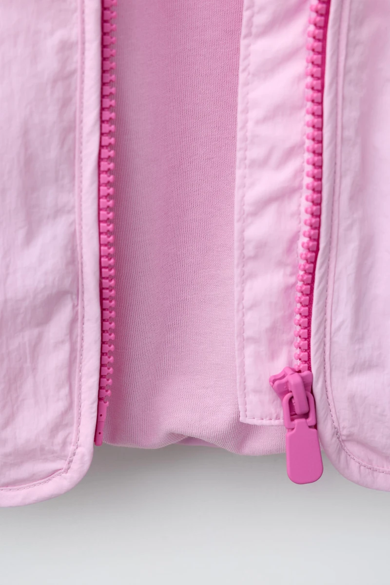 LIGHTWEIGHT WATER REPELLENT RAINCOAT