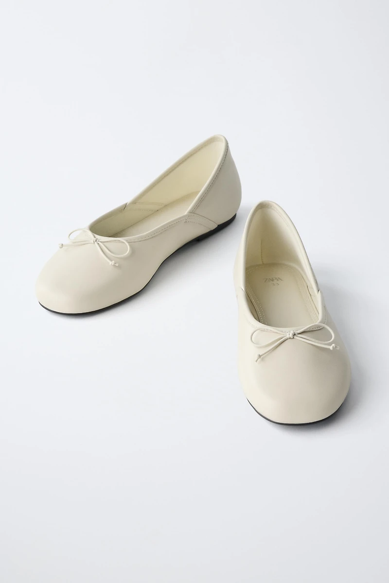 BALLERINES EN CUIR À NŒUD