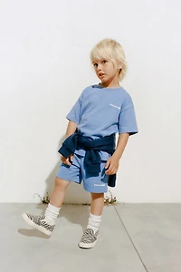 ENSEMBLE JOGGING T-SHIRT ET BERMUDA À INSCRIPTION