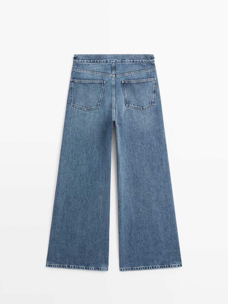 Mid-rise bell bottom jeans