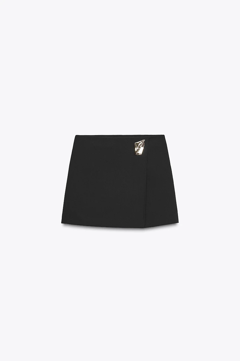 ASYMMETRICAL CULOTTE SKIRT WITH APPLIQUE