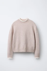 CROCHET TRIM KNIT SWEATER