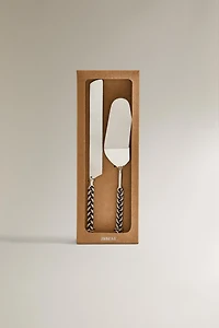 CAKE SLIDES AND KNIFE SET WITH BRAIDED METAL HANDLE