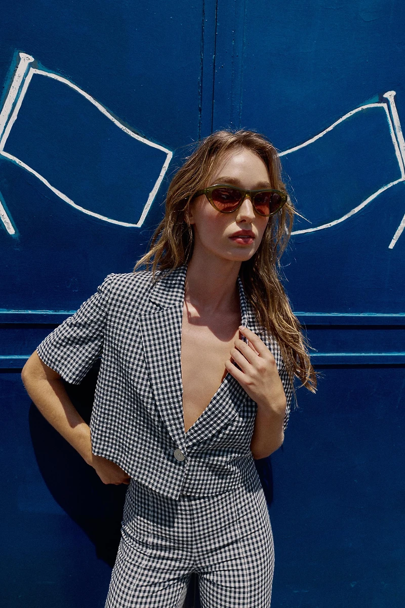 SHORT GINGHAM BLAZER