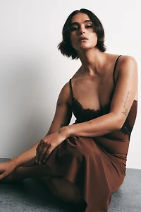 CONTRAST LACE DRESS