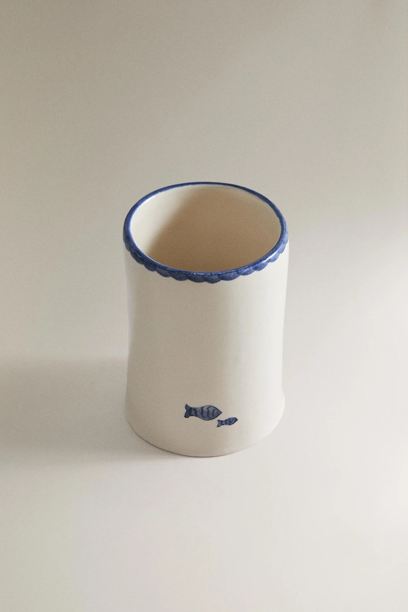 CERAMIC FISH TOOTHBRUSH HOLDER