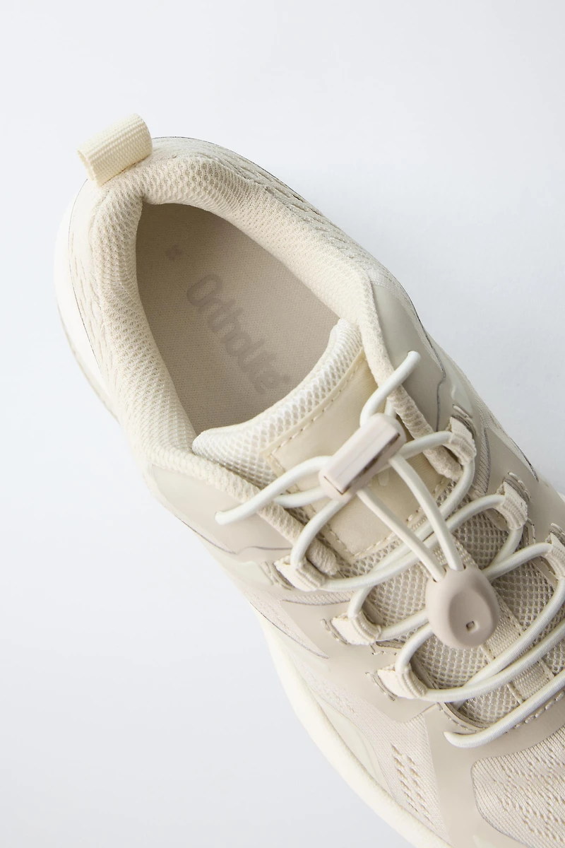 MESH SNEAKERS