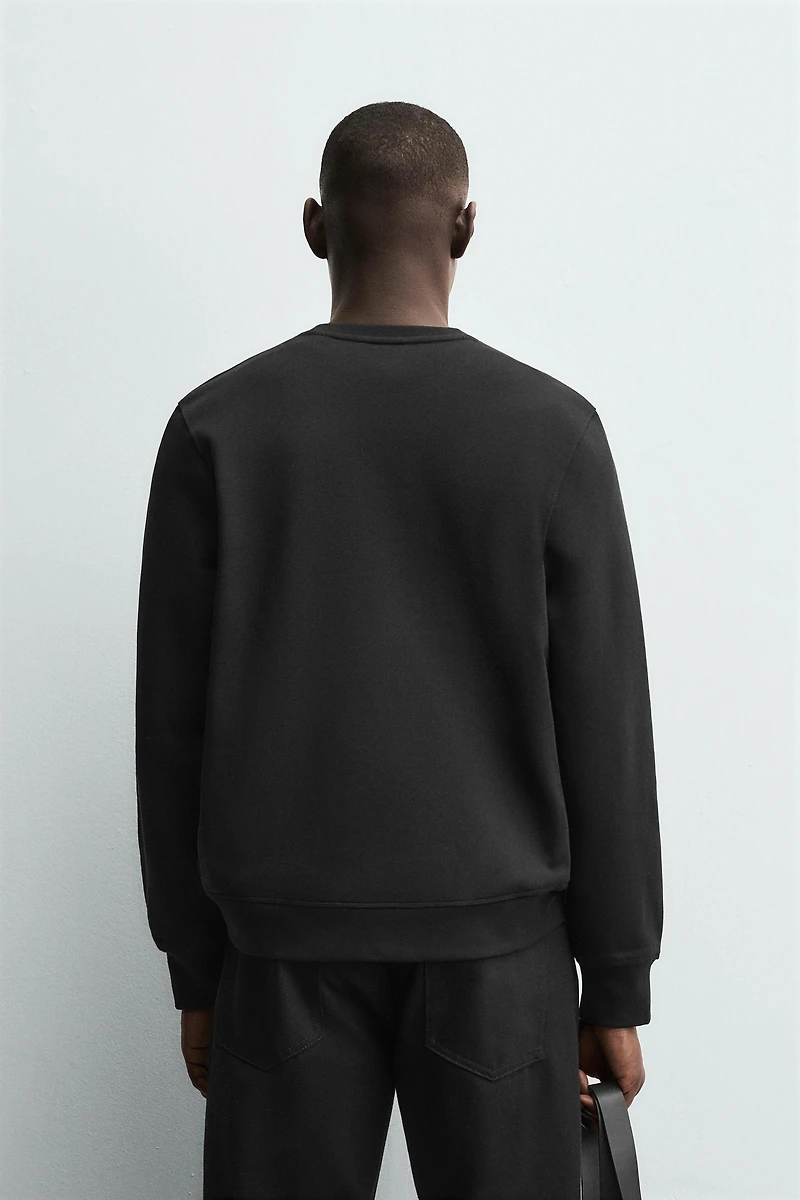 HEAVYWEIGHT CREW NECK SWEATSHIRT