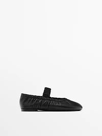 Soft stretch leather ballet flats