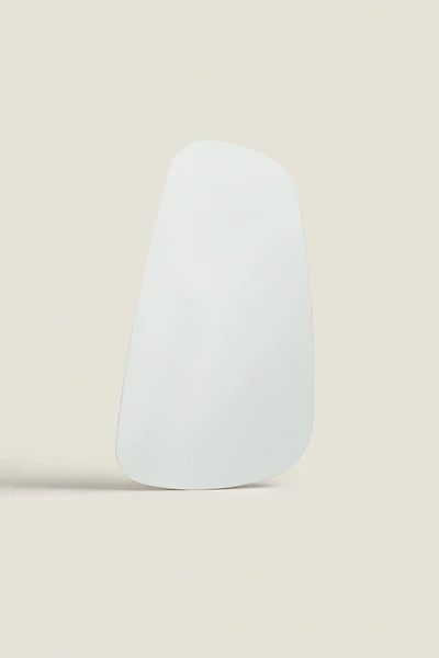 IRREGULAR WALL MIRROR
