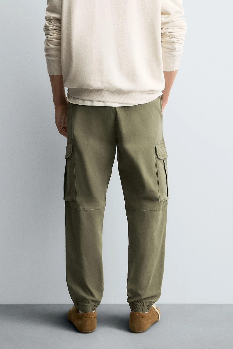 SLIM FIT CARGO PANTS