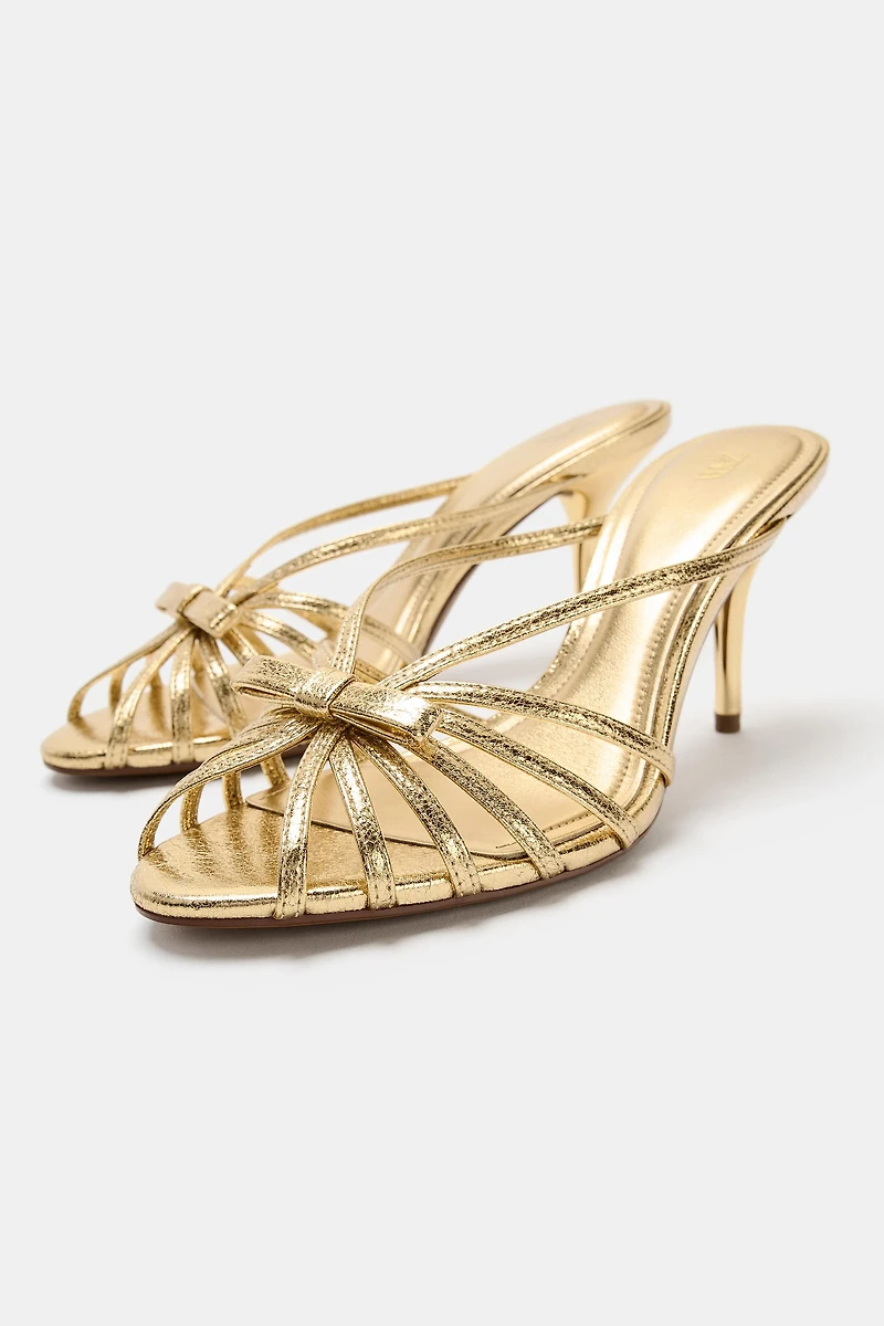 SANDALES À TALONS MÉTALLISÉES AVEC NŒUD