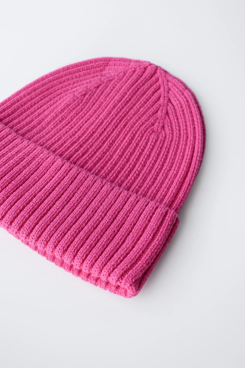 PLAIN KNIT HAT