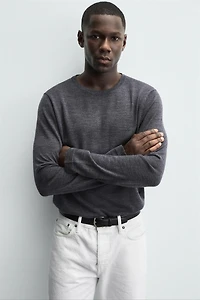 100% WOOL SWEATER