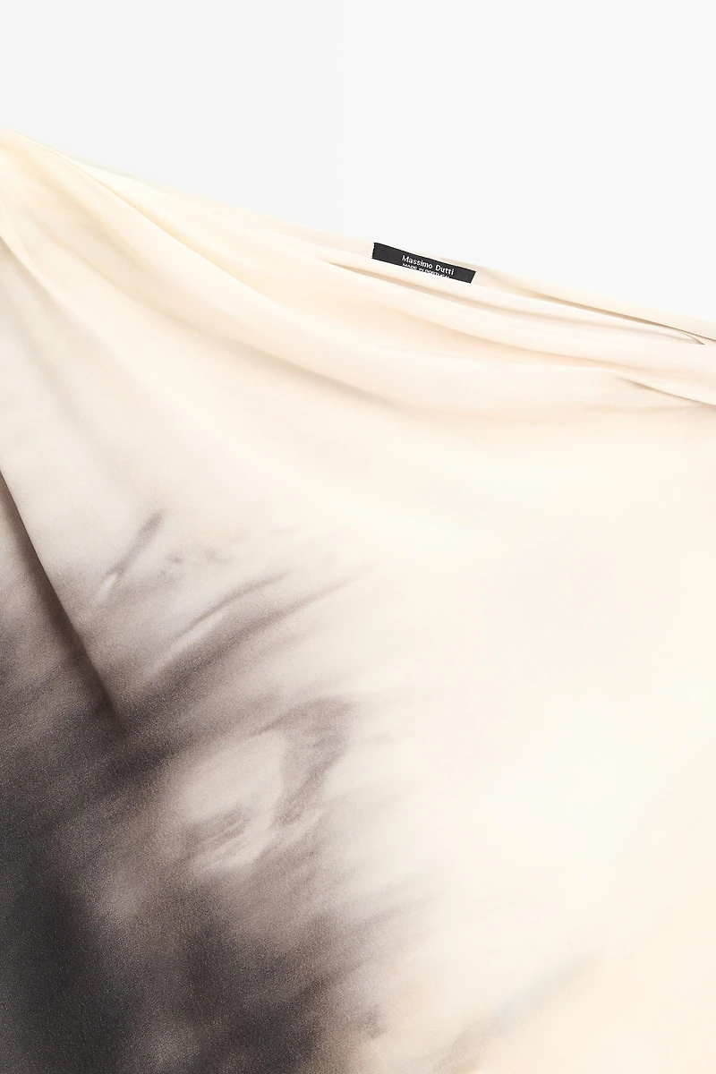 Asymmetric draped top