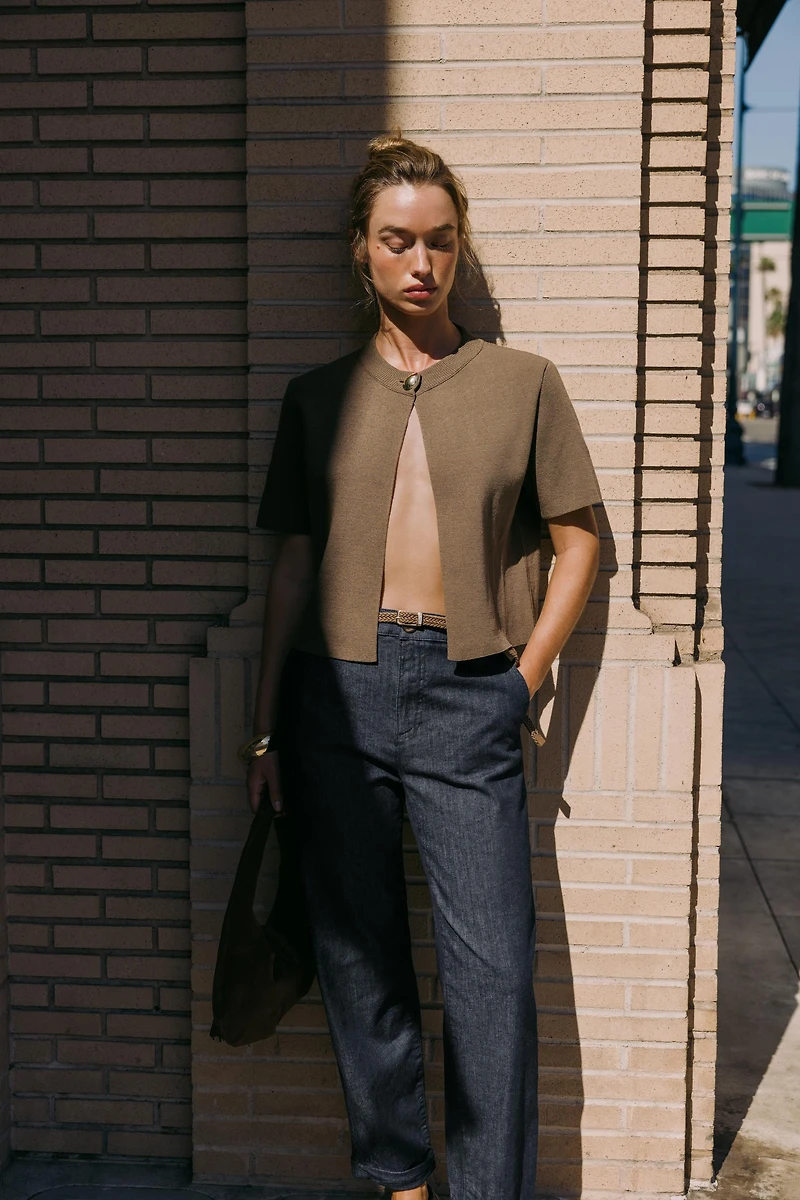 SHORT SLEEVE KNIT CARDIGAN