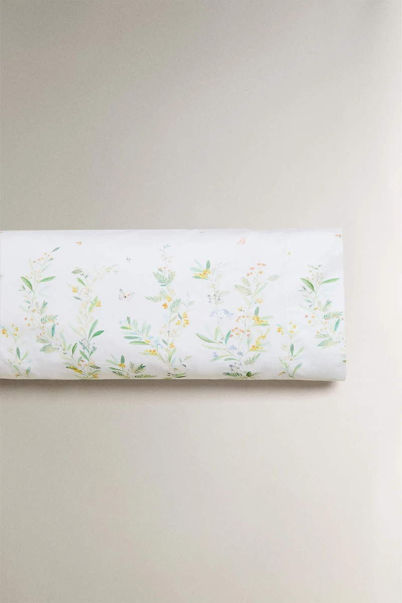 TAIE D’OREILLER SATIN FEUILLES ET FLEURS