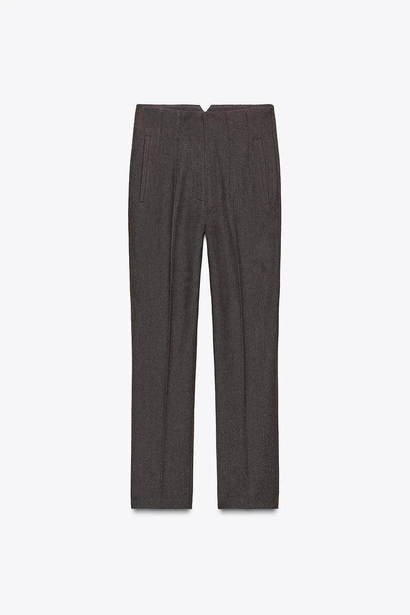PANTS WITH A HIGH WAIST