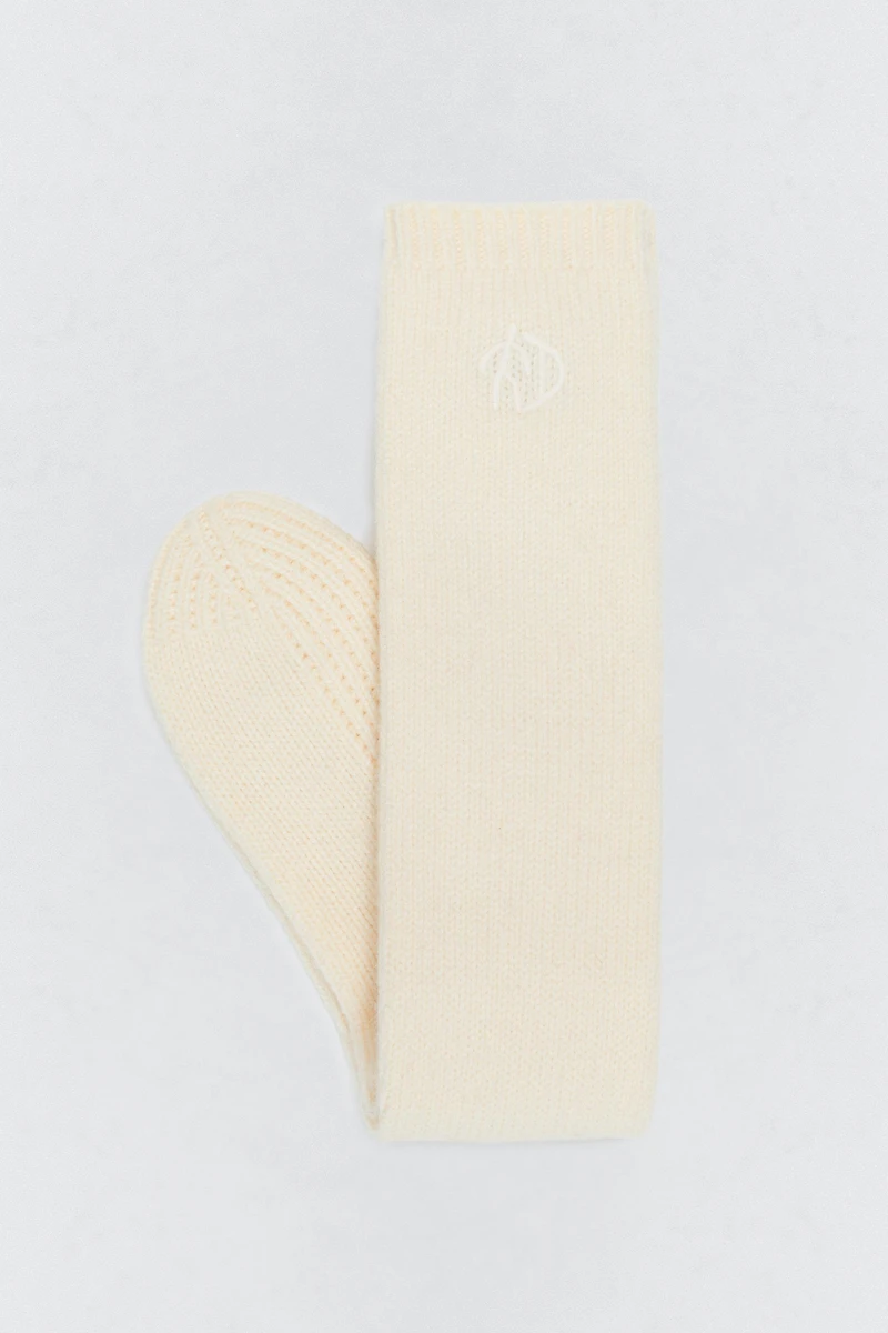 LONG WOOL BLEND SOCKS SOSHIOTSUKI x ZARA