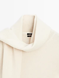 Pull col foulard 100 % cachemire