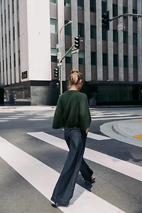 PULL EN MAILLE À MANCHES AMPLES