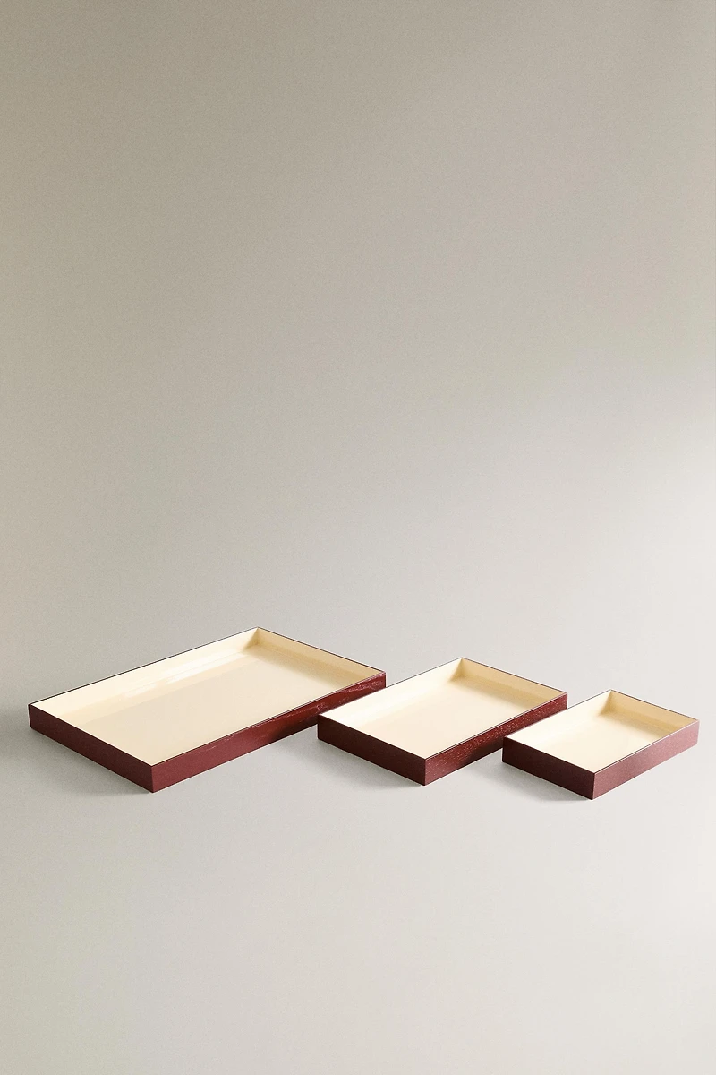LACQUERED NESTING TRAY I COLIN KING
