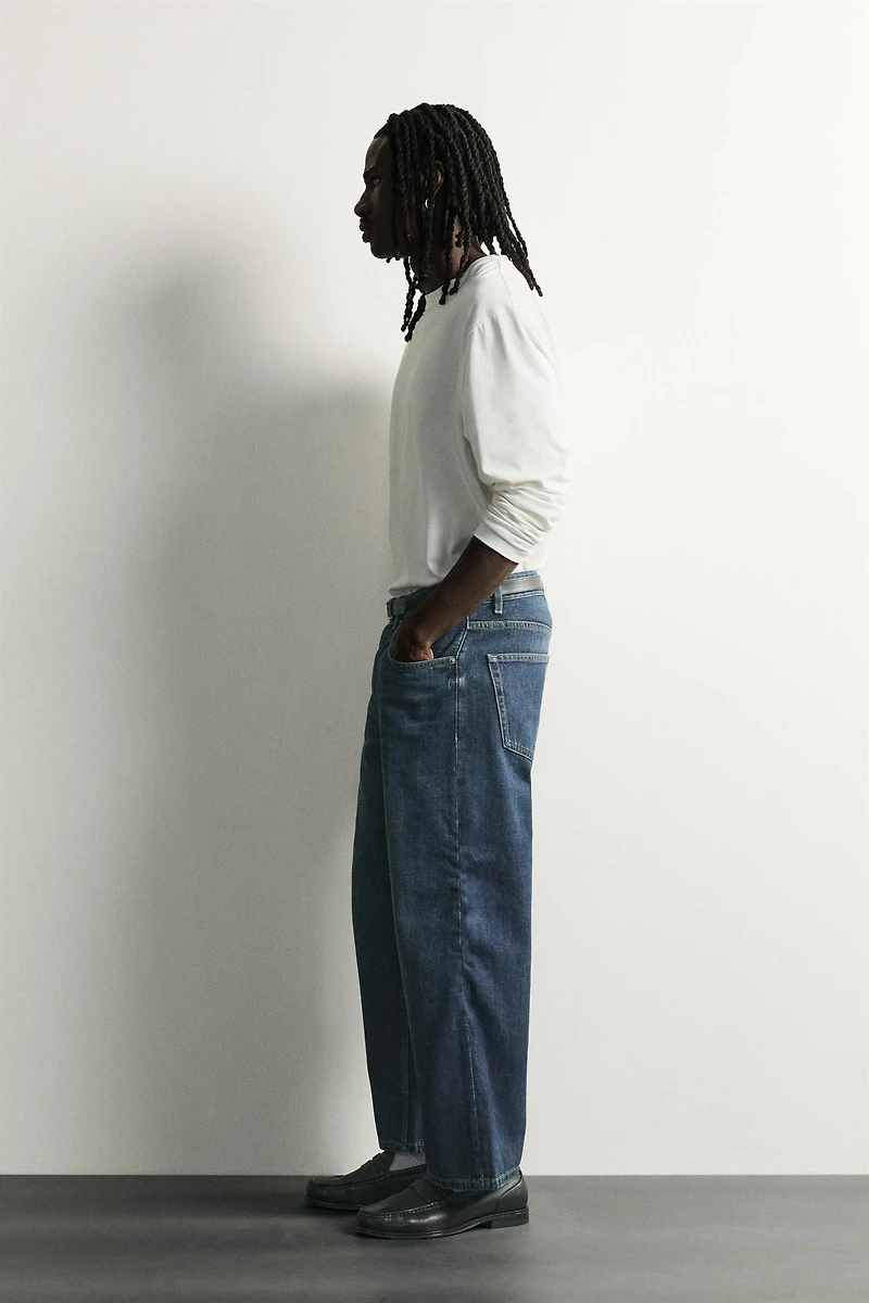 LOOSE FIT CROPPED JEANS
