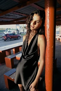 SATIN EFFECT HALTER DRESS