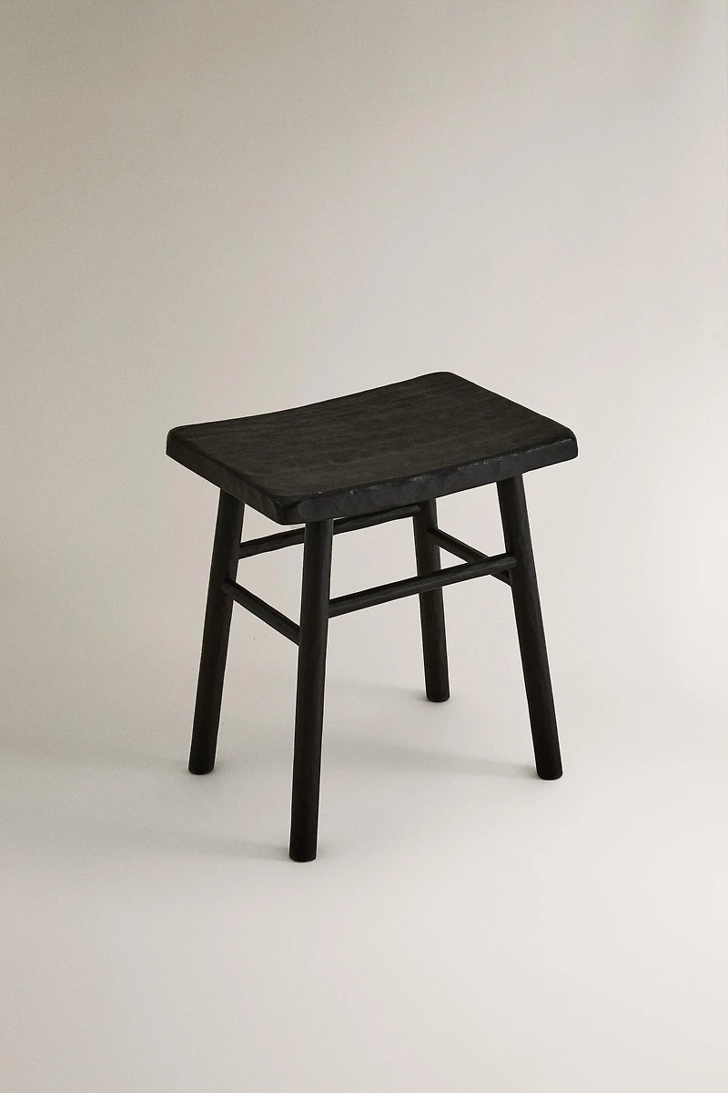 TABOURET MARTELÉ