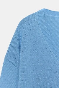 V-NECK KNIT JUMPER
