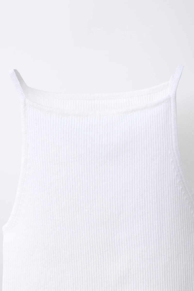 TOP EN MAILLE CANNELÉE