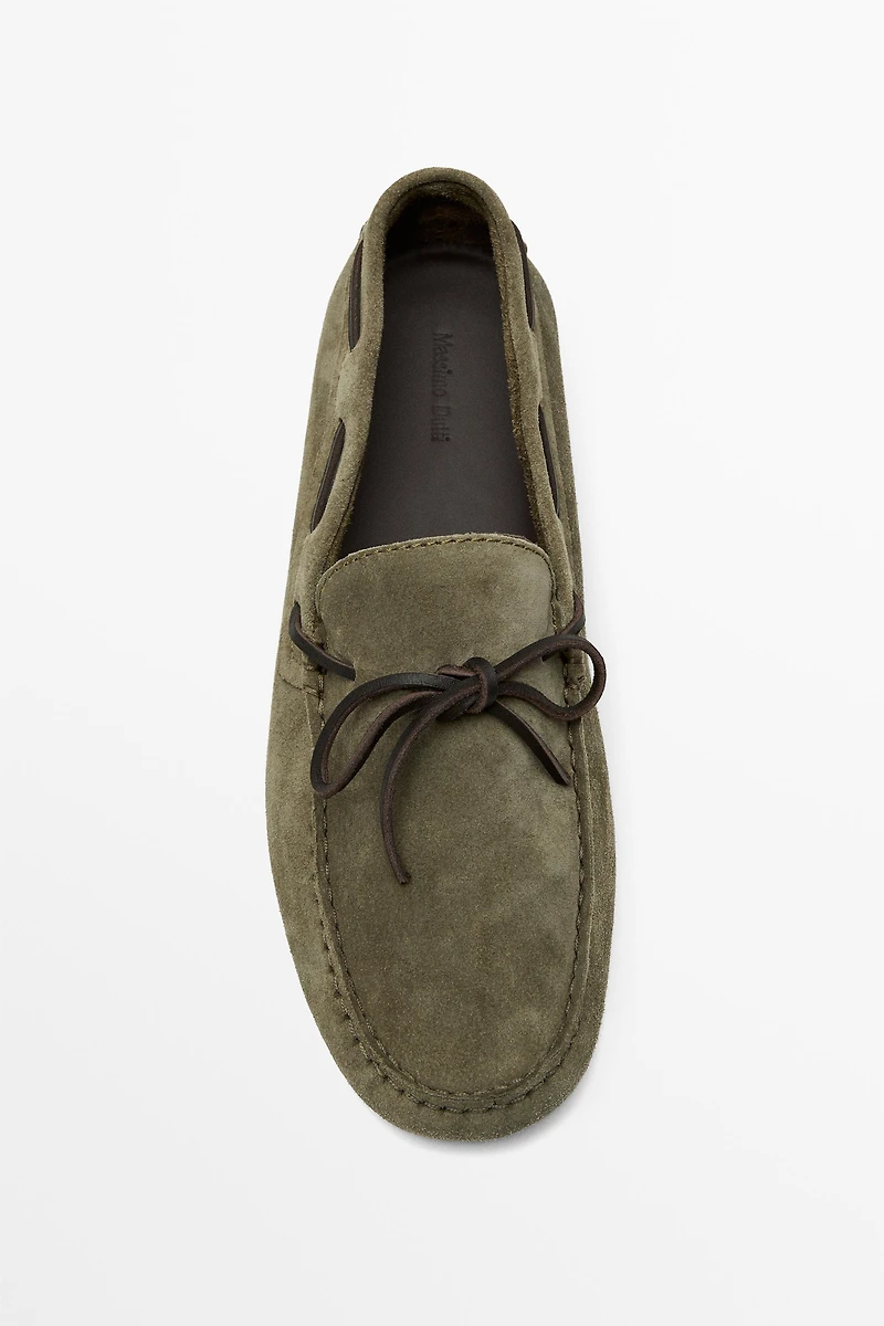 Soft leather loafers with tie