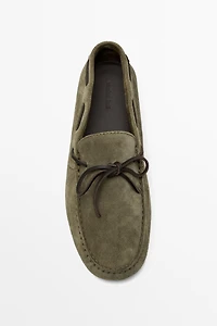 Soft leather loafers with tie