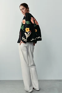 FLORAL EMBROIDERED JACKET