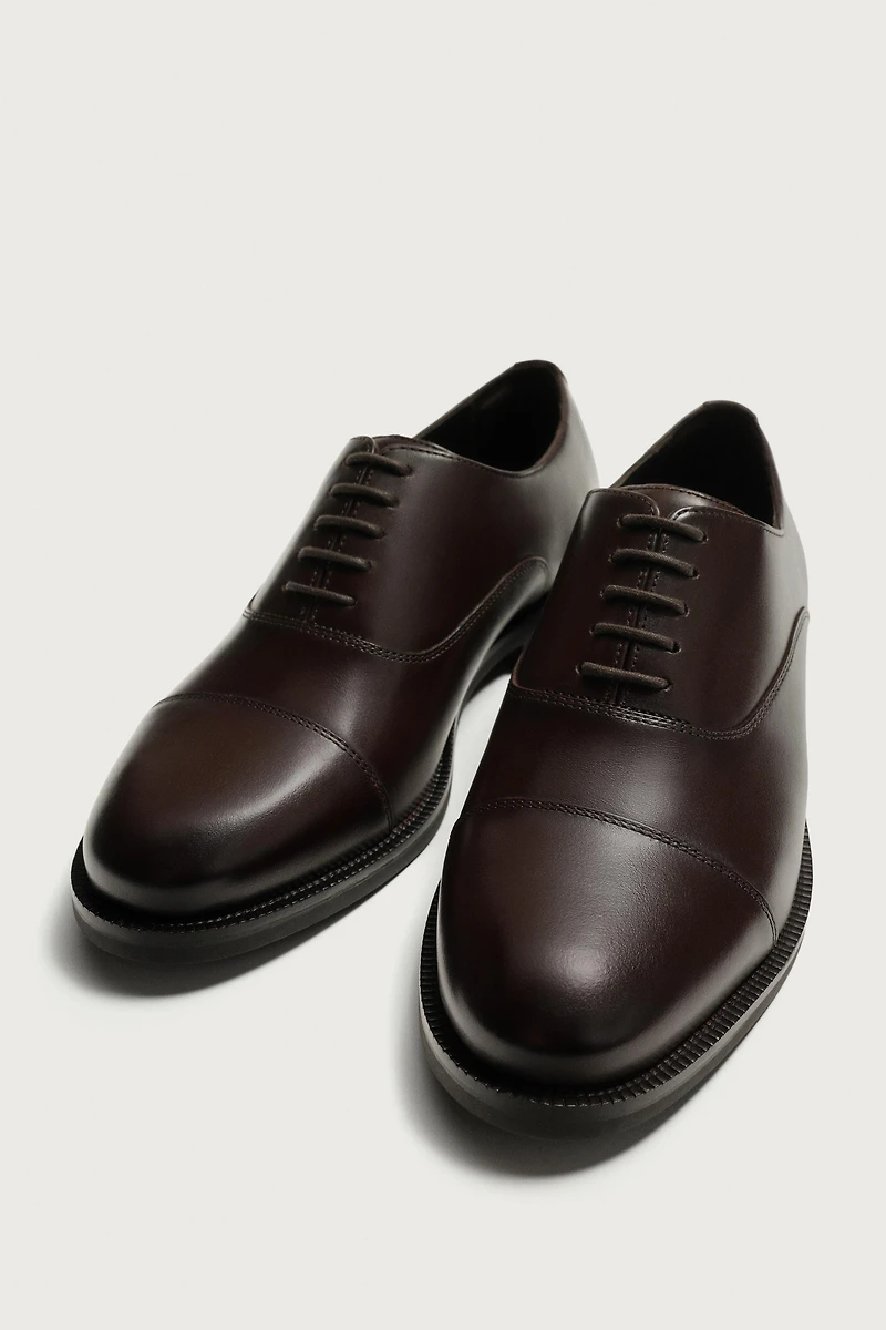 CHAUSSURES CHIC EN CUIR