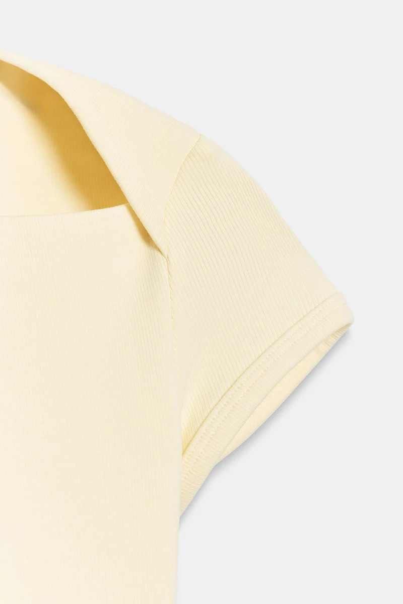 SQUARE NECKLINE T-SHIRT