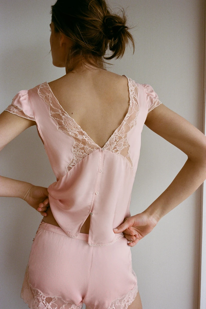 TOP SATINÉ EN DENTELLE BRODÉE