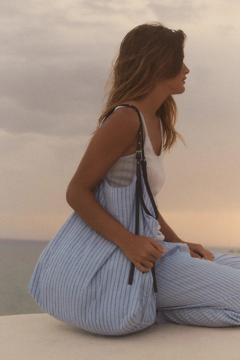 STRIPED WOVEN SHOPPER