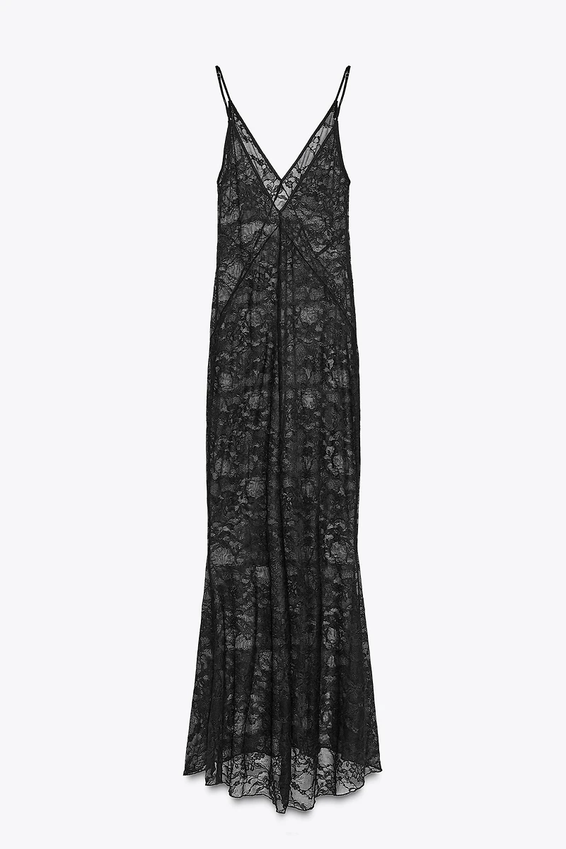LONG LACE DRESS