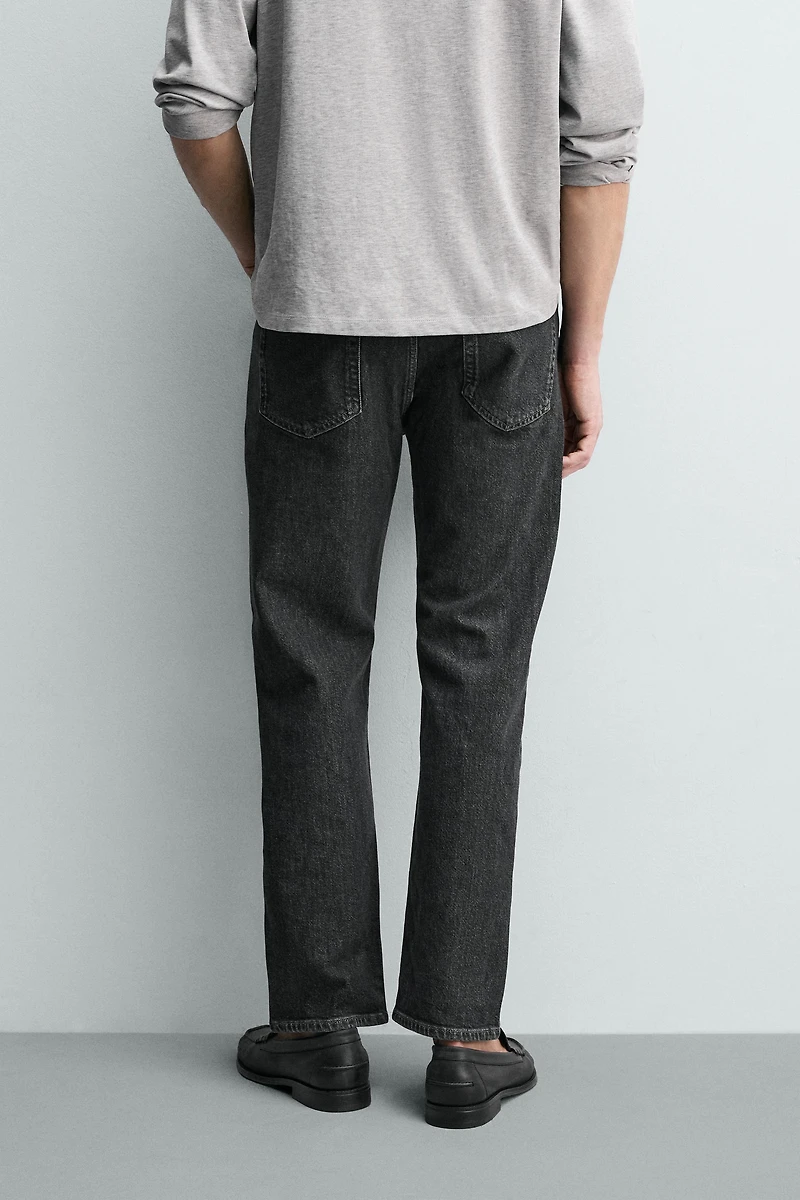 LIGHTWEIGHT REGULAR FIT JEANS