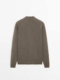 100% cashmere knit cardigan