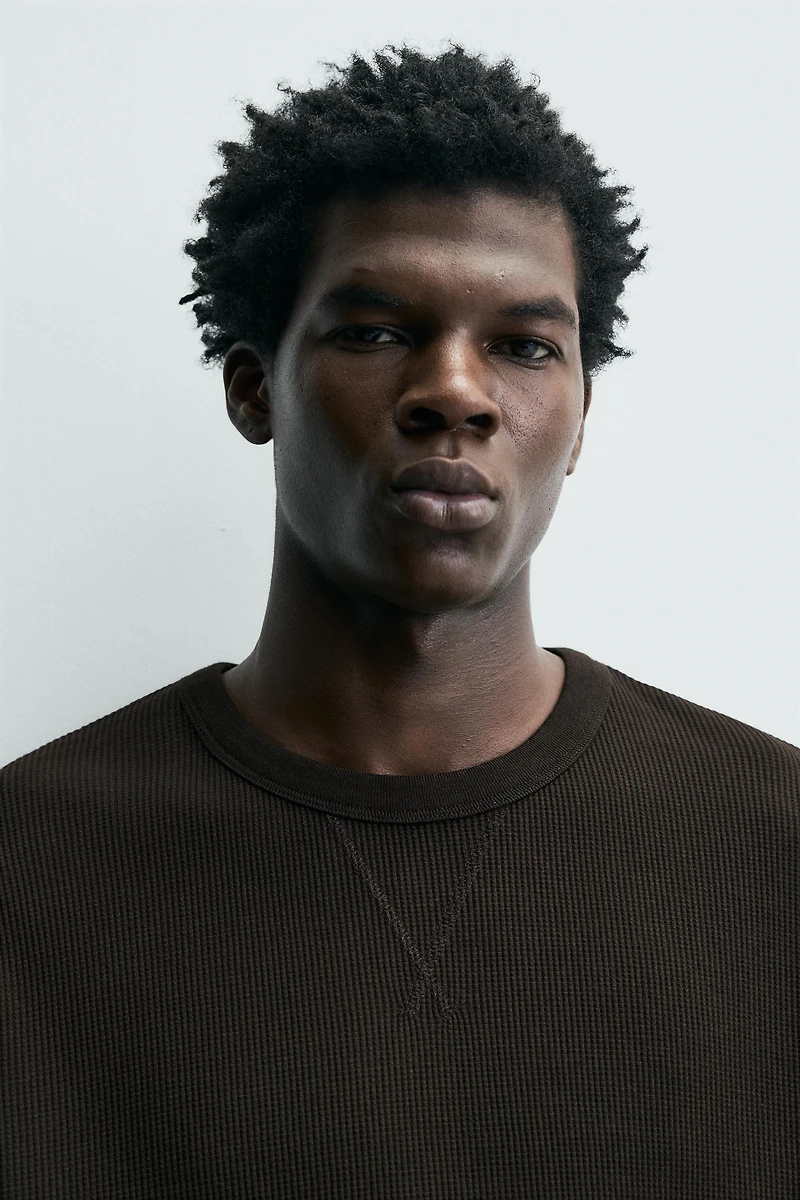 T-SHIRT STRUCTURE WAFFLE