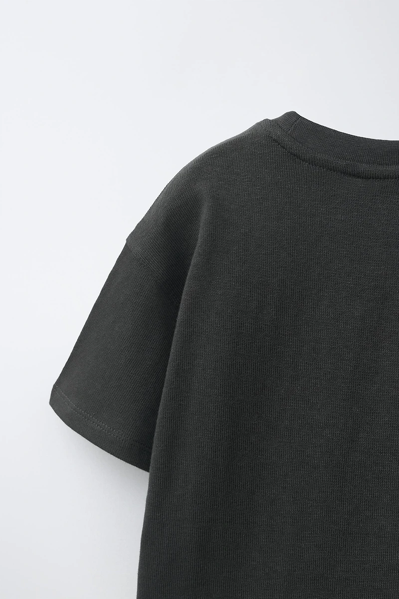 EMBROIDERED T-SHIRT