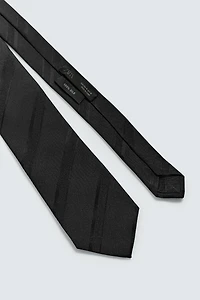 100% SILK STRIPED TIE