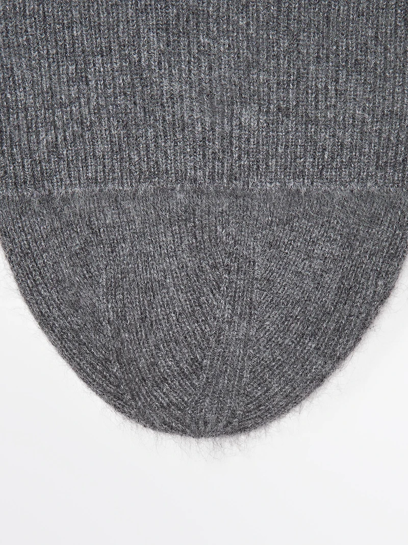 100% cashmere knit beanie