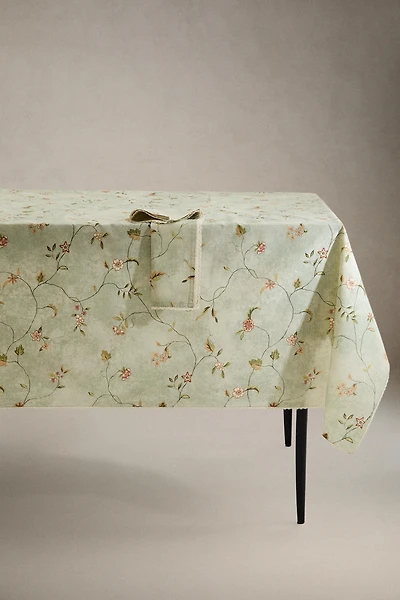 NAPPE IMPRIMÉ FLEURS ET DENTELLE