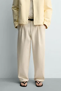 PANTALON STRAIGHT FIT À PLIS