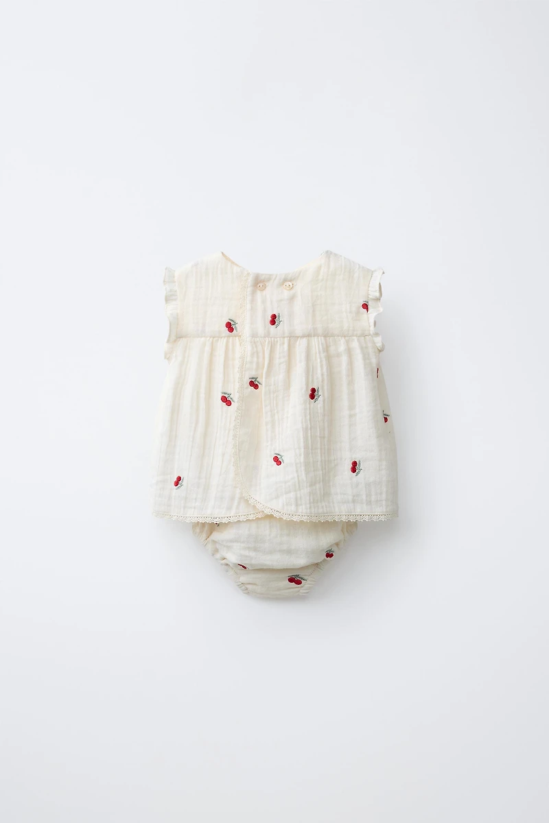 ENSEMBLE BLOUSE ET CULOTTE TEXTURE CERISES BRODÉES