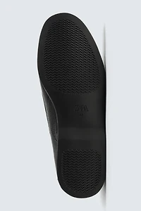 LEATHER DECK SHOES