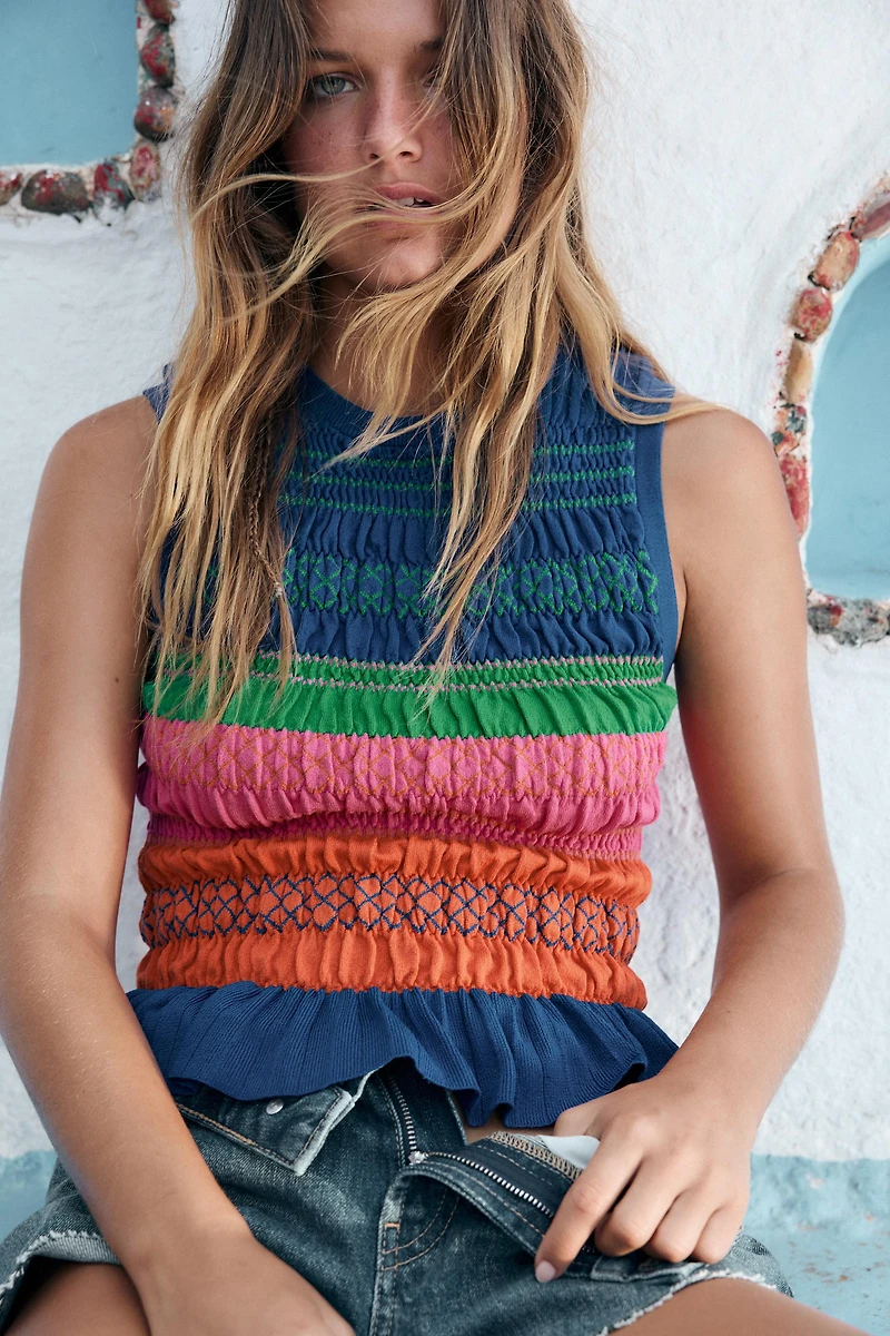 SMOCKED KNIT TOP
